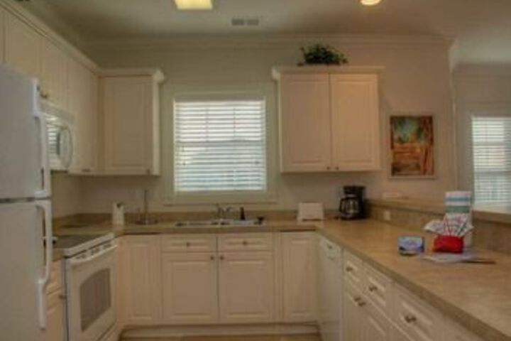 Magnolia Pointe 101 4847 3 Br Home by RedAwning