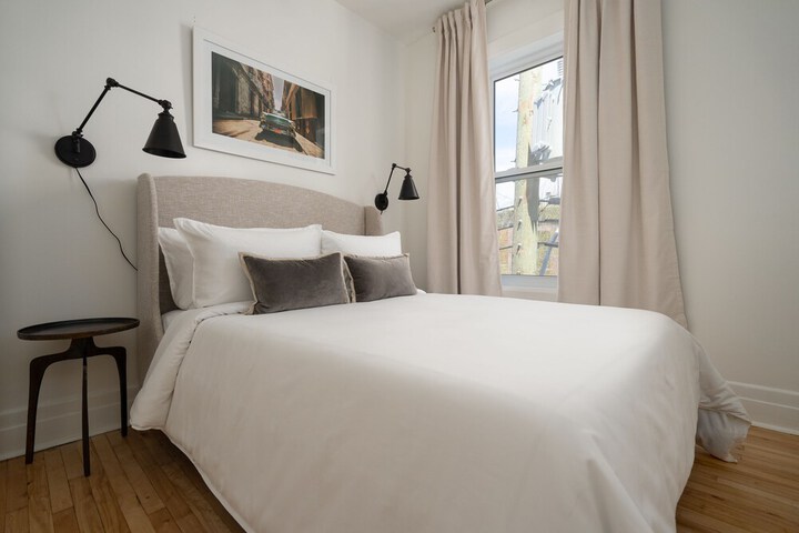 Room 15 of 25
