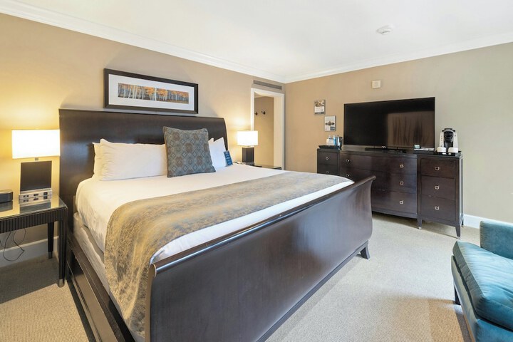 The Lodge at Vail a RockResort by Vail Resorts