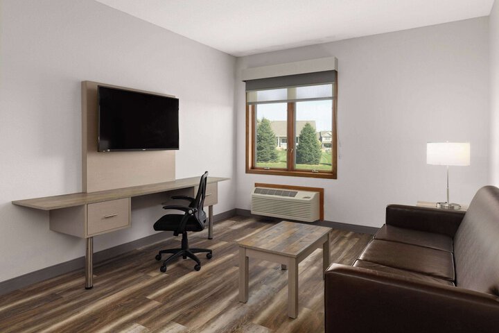 Links Bos Landen Hotel & Spa of Pella Trademark by Wyndham