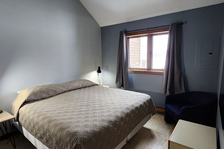 Room 29 of 40