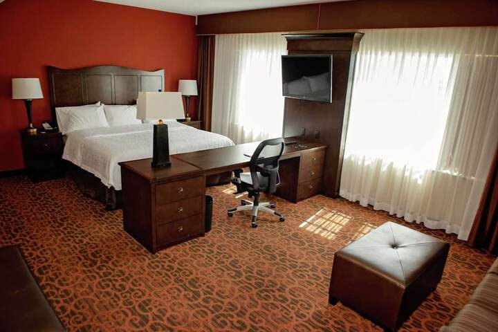 Room 39 of 48