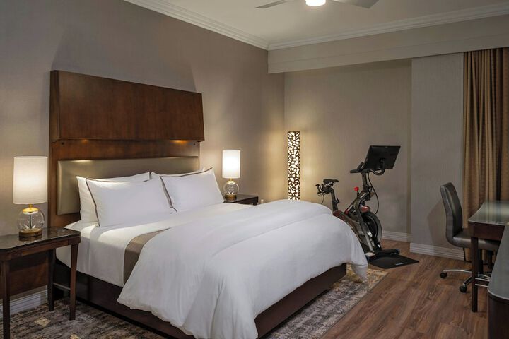 The Westin Houston Downtown