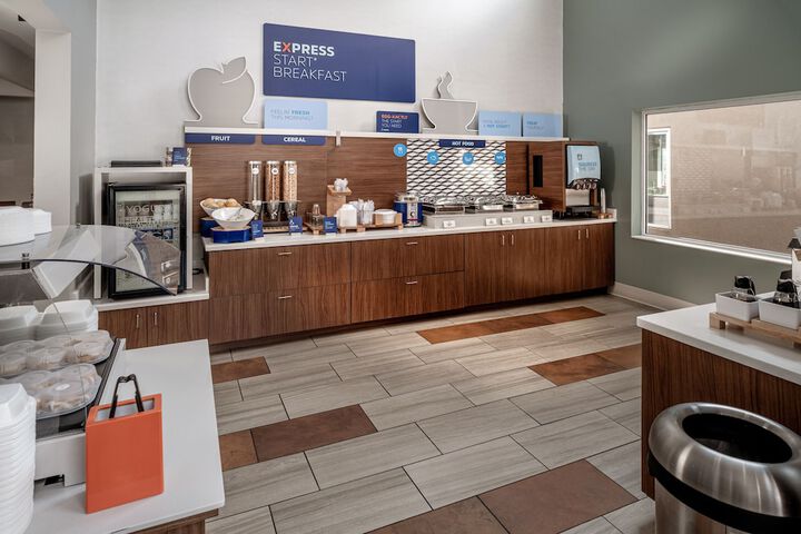 Holiday Inn Express Hotel & Suites Pikeville by IHG