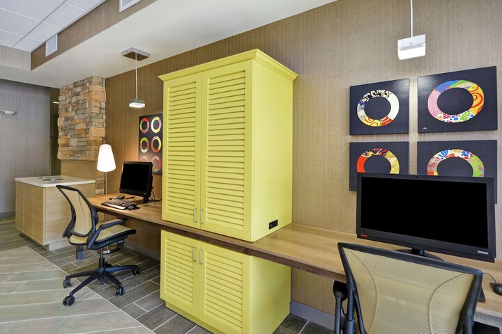 Business Center 45 of 45