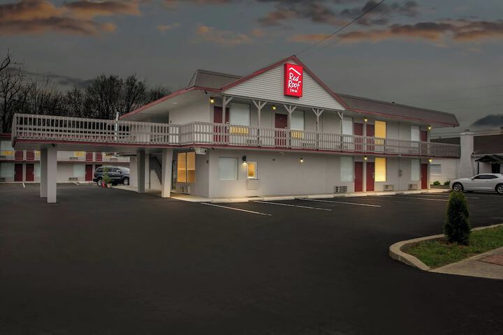 Red Roof Inn Radcliff - Fort Knox