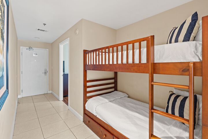 Room 362 of 954