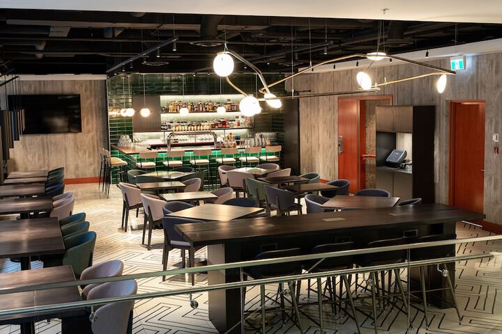 Delta Hotels by Marriott Vancouver Downtown Suites - Downtown Vancouver