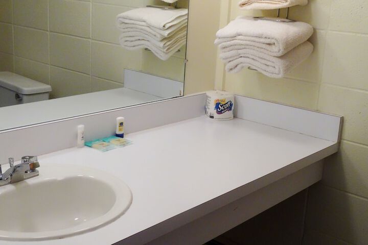 Room 18 of 30