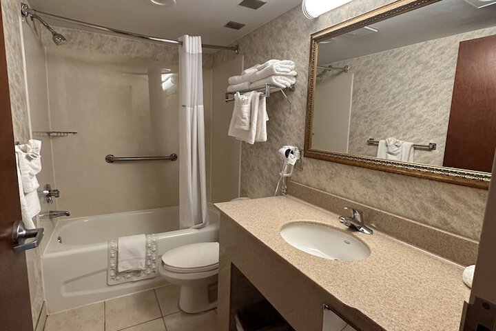 Room 14 of 40
