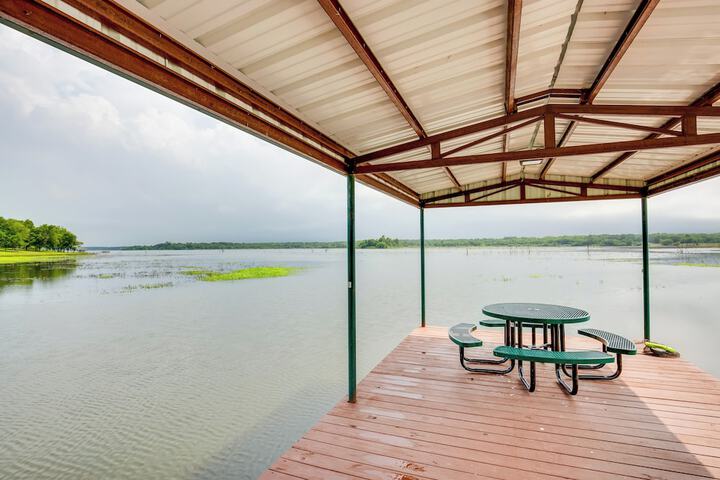 Emory Vacation Rental w / Lake Fork Boat Access!
