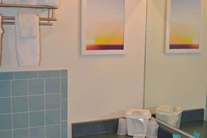 Room 14 of 25