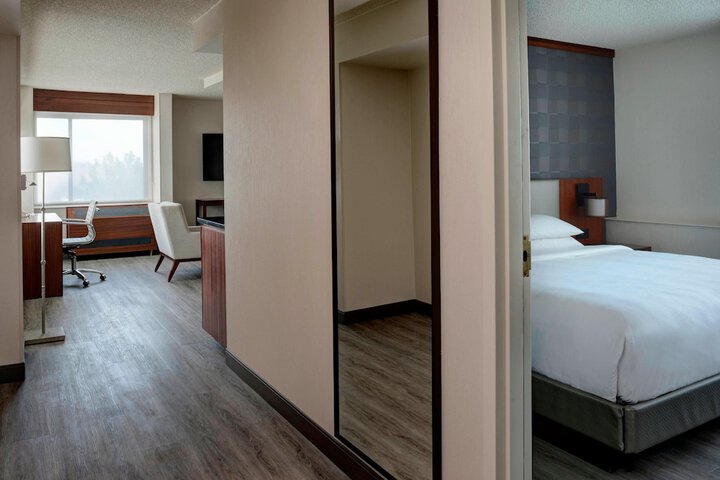 Room 8 of 29