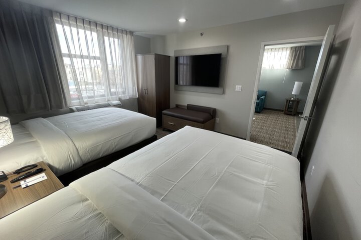 MainStay Suites Bronx - Belmont