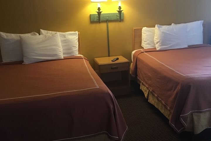 Room 43 of 50