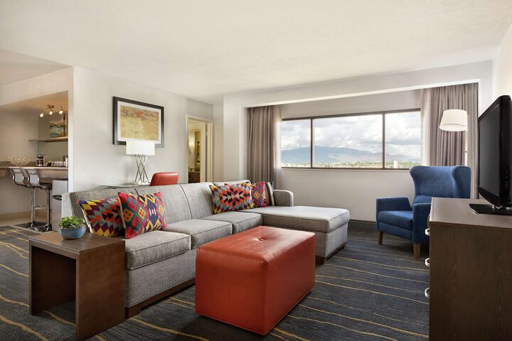 DoubleTree by Hilton Hotel Albuquerque