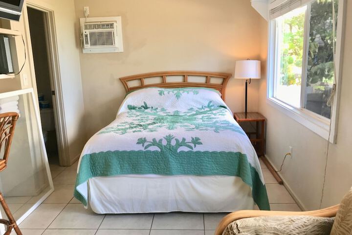 Waimanalo Beach Cottages