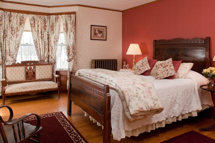 The White Oak Inn