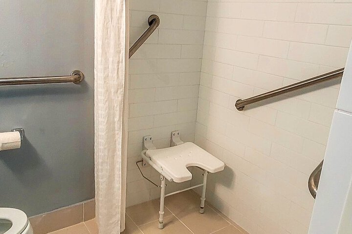 Comfort Inn Hyannis - Cape Cod