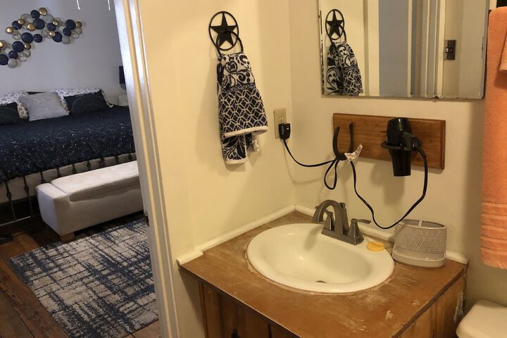 Room 46 of 64