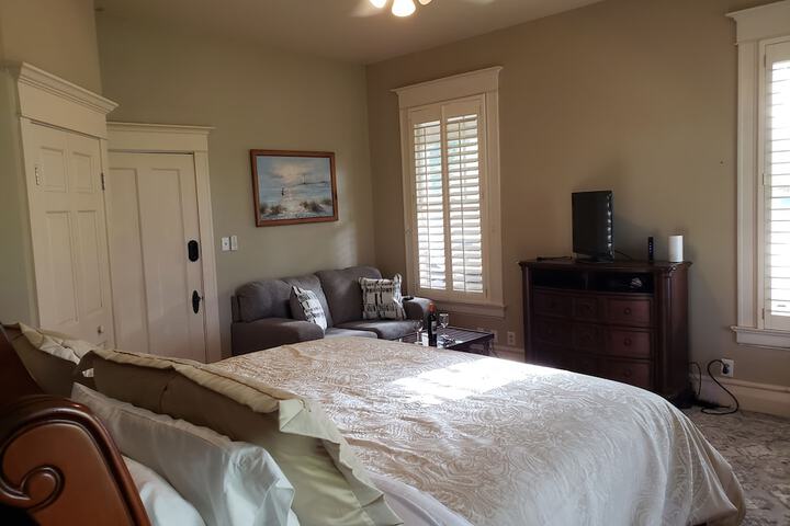 Room 26 of 95