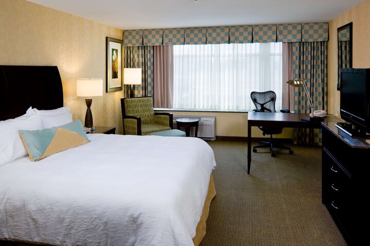 Room 14 of 32
