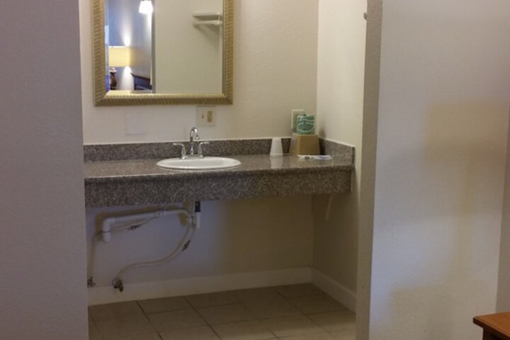 Room 20 of 47