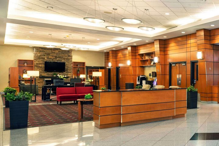 Grand Park Hotel Vancouver Airport an Ascend Collection Hotel