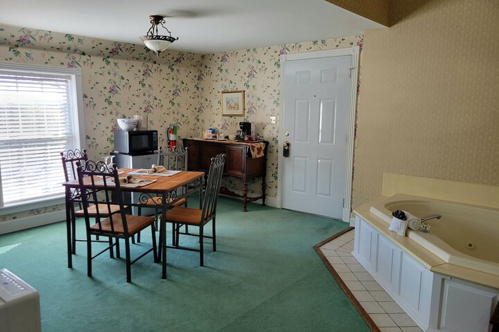 Room 60 of 125