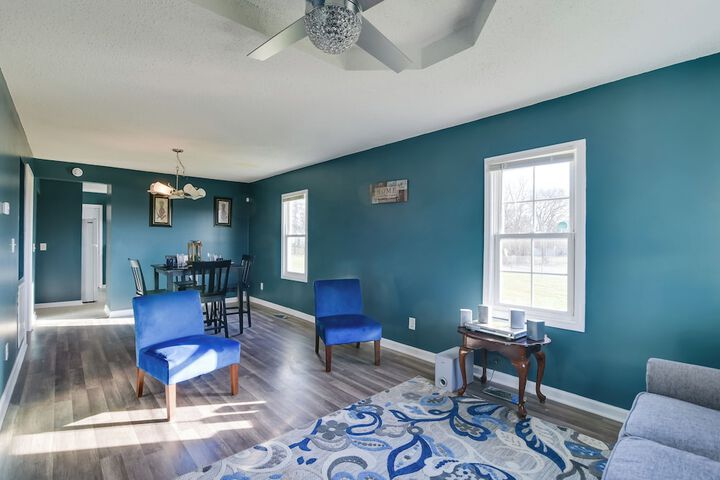 Walkable Hopkinsville Home w / Yard!