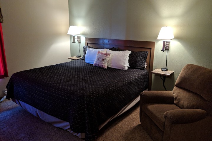Room 11 of 26