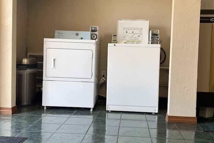 Laundry 21 of 23