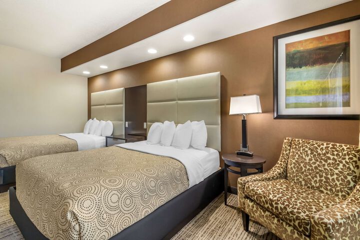 Room 16 of 28