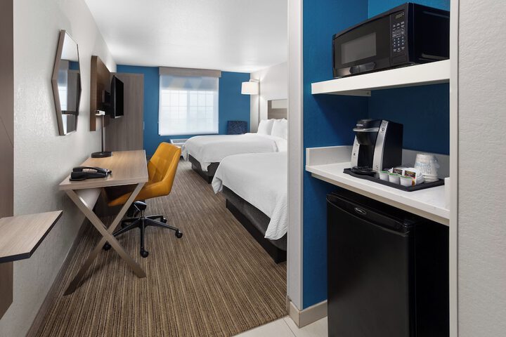 Room 14 of 47