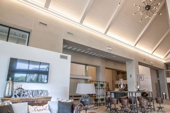Hotel Renovo Des Moines UrbandaleTapestry Collection Hilton