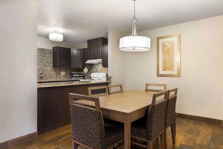 Best Western Plus Yakima Hotel