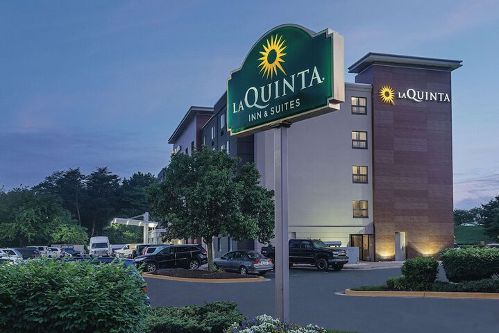 Hotel 2 of 69