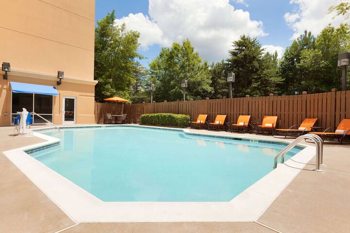Pool 5 of 37