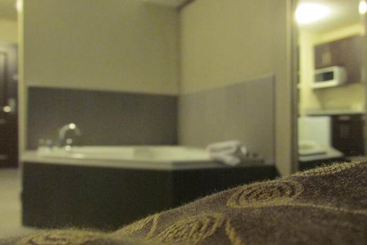 Room 14 of 34