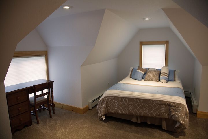 Room 54 of 72