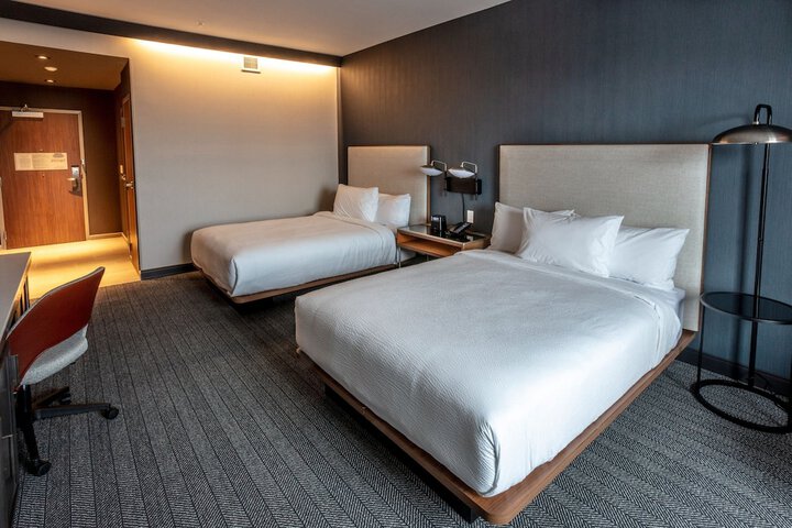 Room 14 of 28