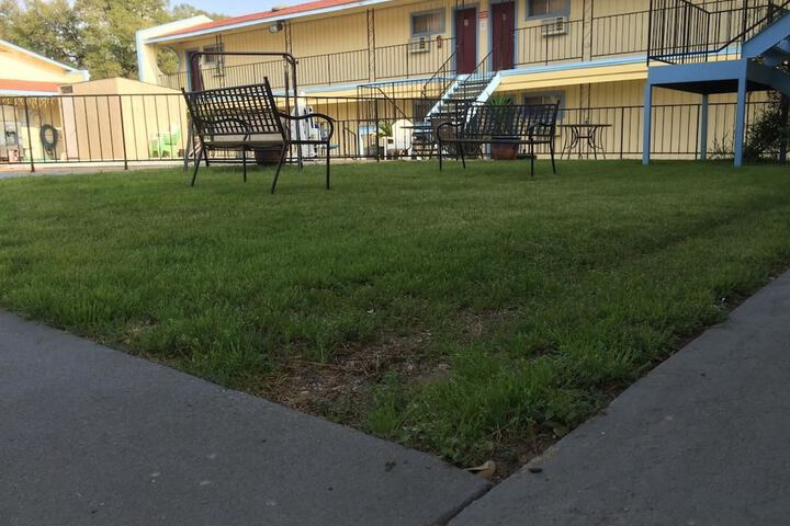 Terrace/Patio 21 of 22
