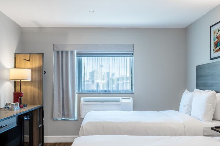 Room 31 of 34