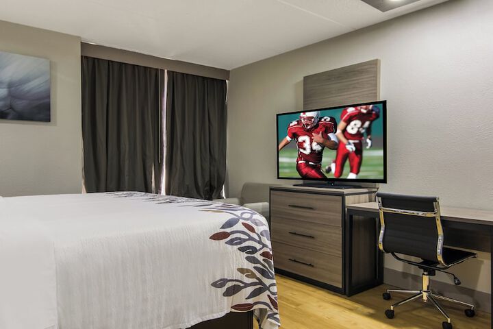Room 30 of 36