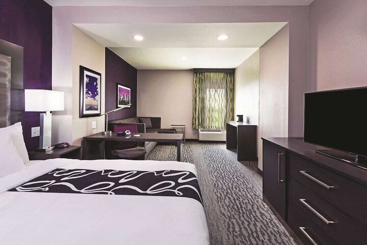 Room 37 of 54