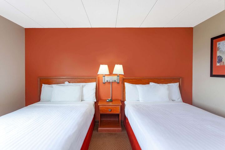 Room 14 of 25
