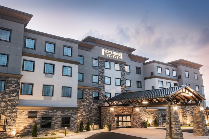 Staybridge Suites Wisconsin Dells - Lake Delton by IHG