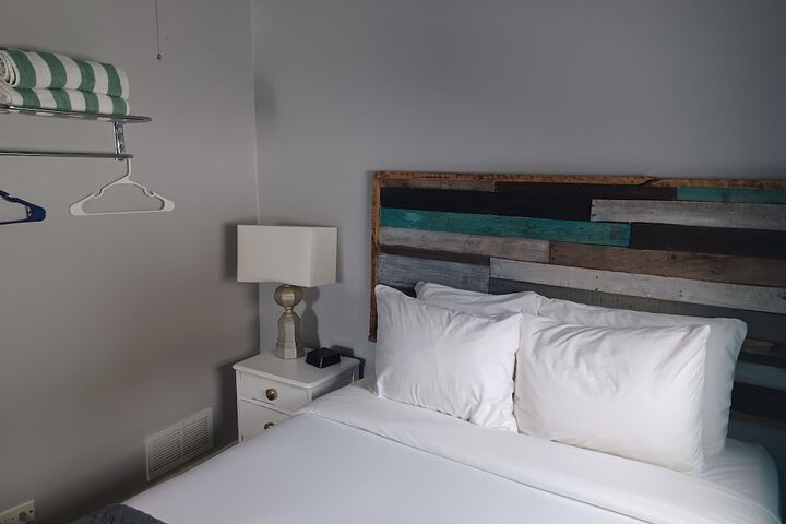 Room 46 of 118