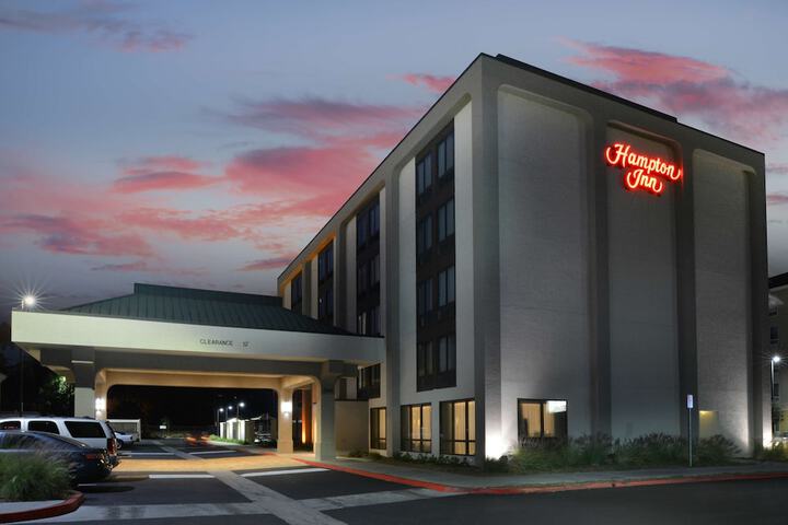 Hotel 3 of 49