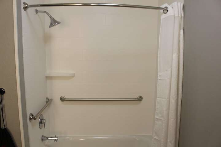 Holiday Inn Express & Suites Enterprise by IHG
